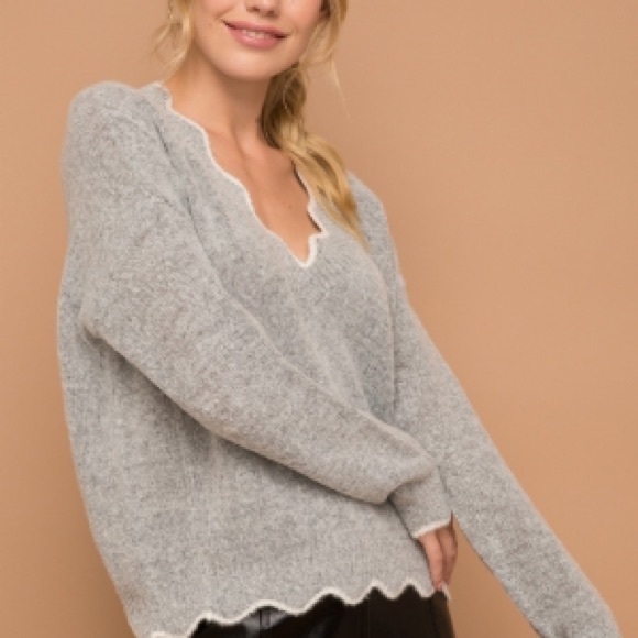 Hem & Thread Contemporary V Neck Scallop Sweater - Picture 7 of 8